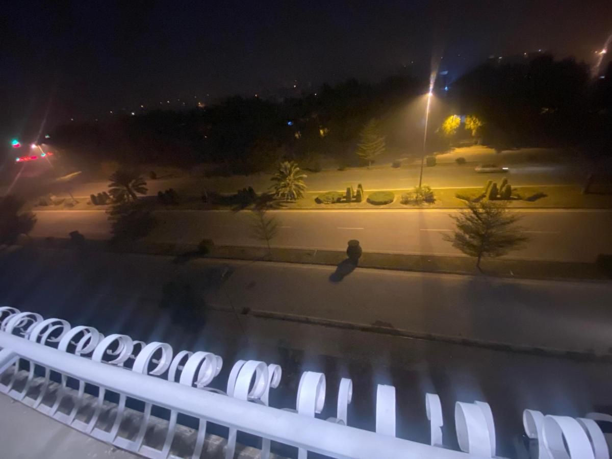 Burj Al Bahria Town Luxury Suites Lahore Exterior photo