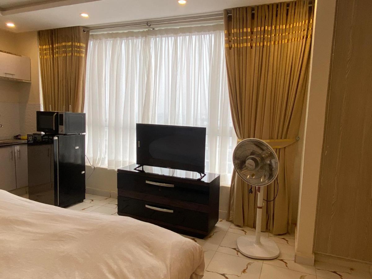 Burj Al Bahria Town Luxury Suites Lahore Exterior photo